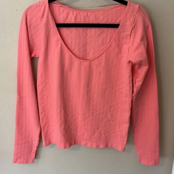 Anthropologie Aidy Scoopback Top - Picture 2 of 3